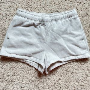 aritzia tna lounge shorts